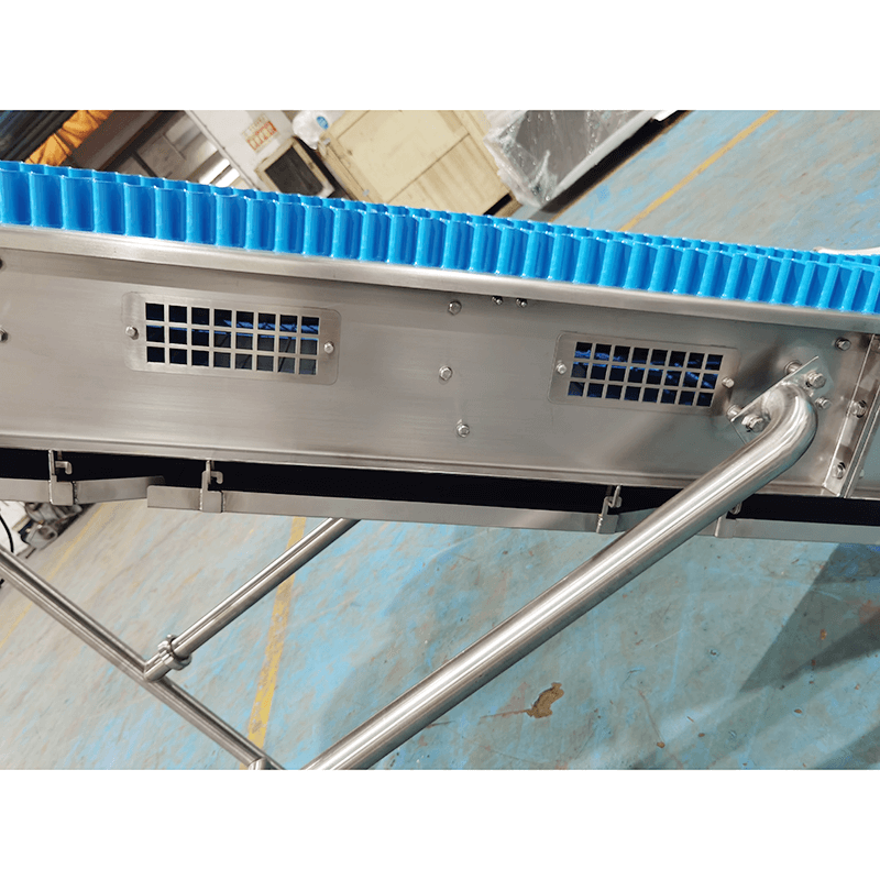 Easy Clean Belt Incline Conveyor